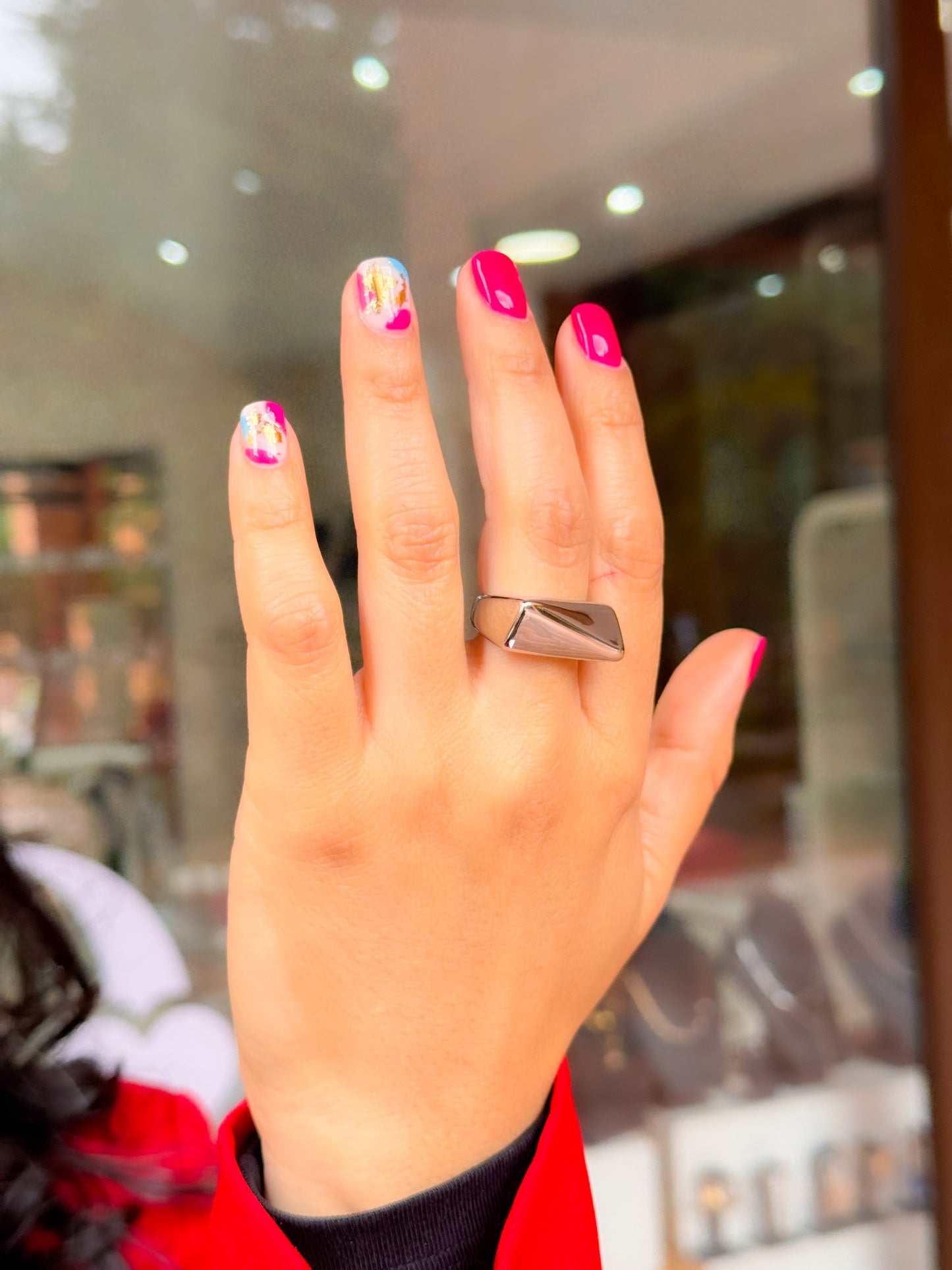 Anillo geometrizado