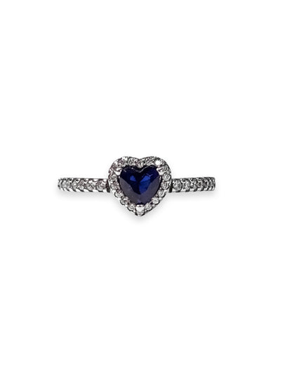 Anillo en corazón brillante