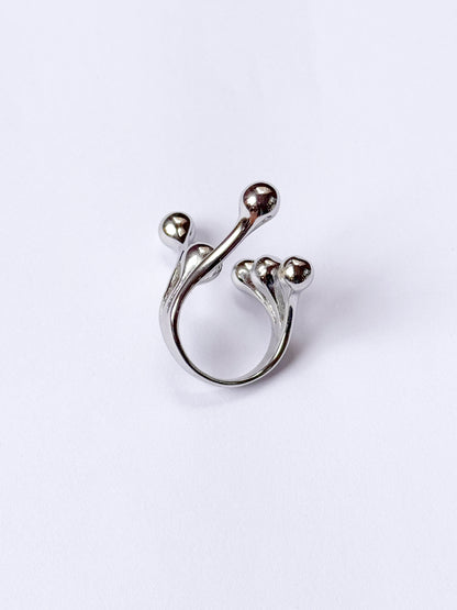 Anillo esferas cósmicas
